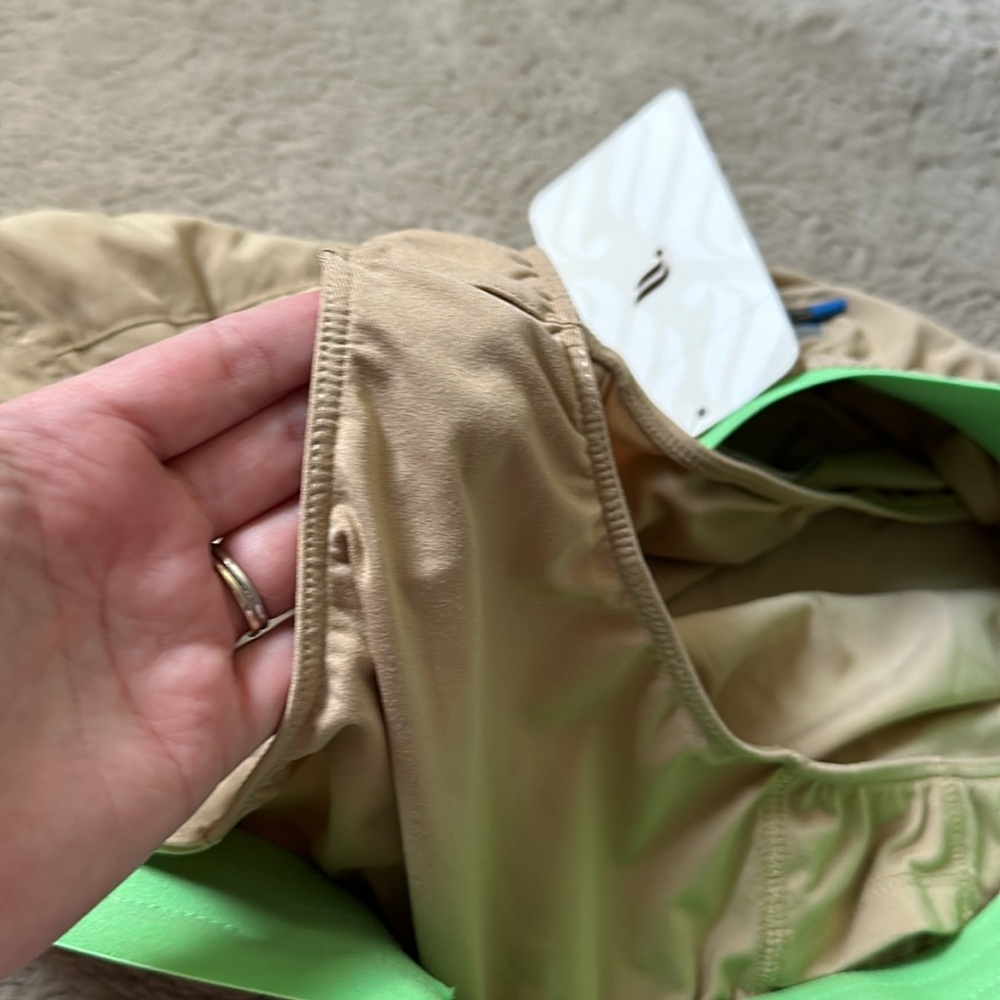 Fabletics Hali Run Short 3.5” - Picture 5 of 5